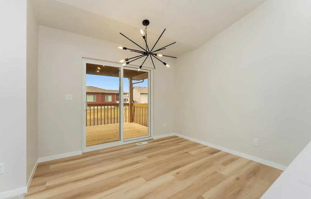 14-custom-1301 N Poplar Ave-29