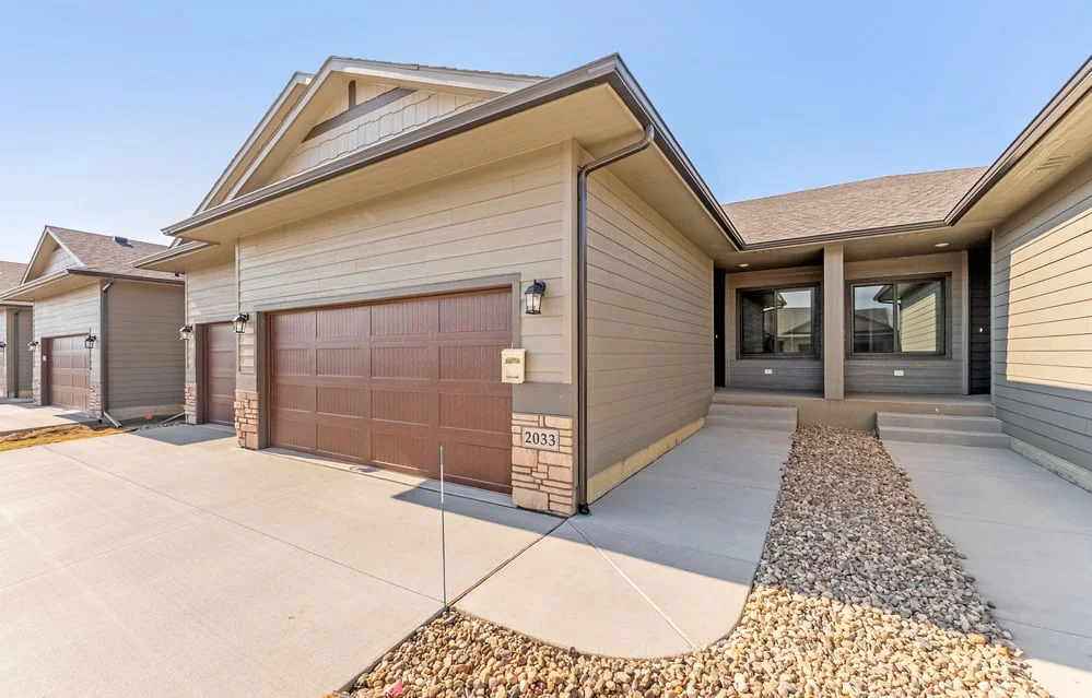 1-custom-2033 S Sonoma Pl-47
